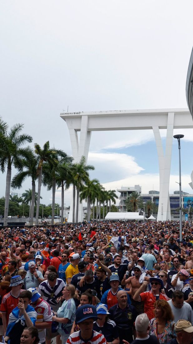 A massive crowd of Scotland and England fans outside loanDepot park
